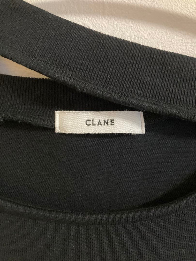 Kuremi　CLANE OPEN NECK OVER TOPS