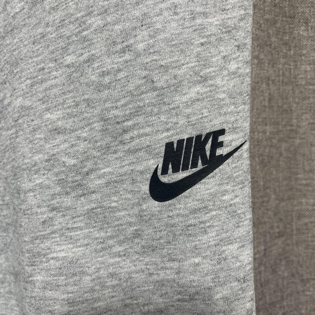 NIKE テックフリースパンツ　グレー　サイズＬ