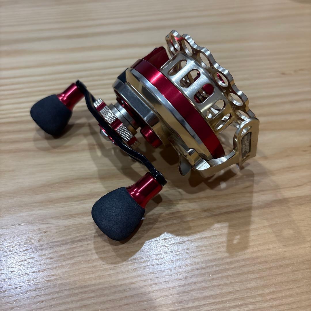 希少　　ダイワ　BJイカダ 70 イカダ用高精度マシンカットリール