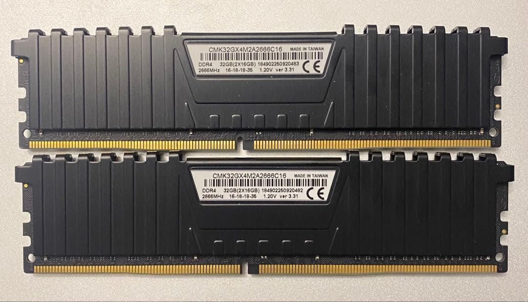 メモリー Vengeance LPX DDR4 32GB (2x16GB) 2666MHz