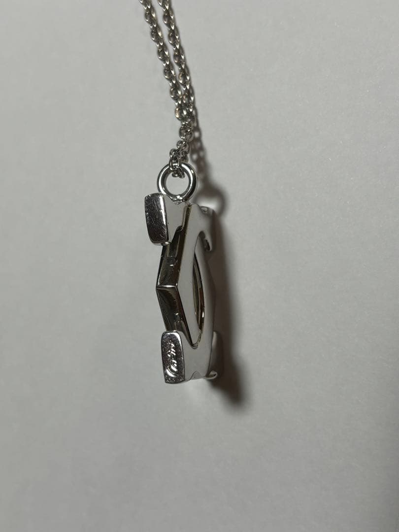 Cartierシルバーネックレス