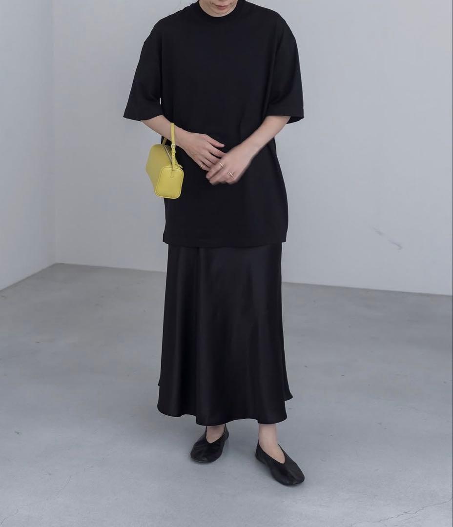 satin flare skirt digne ディニュ Black 2