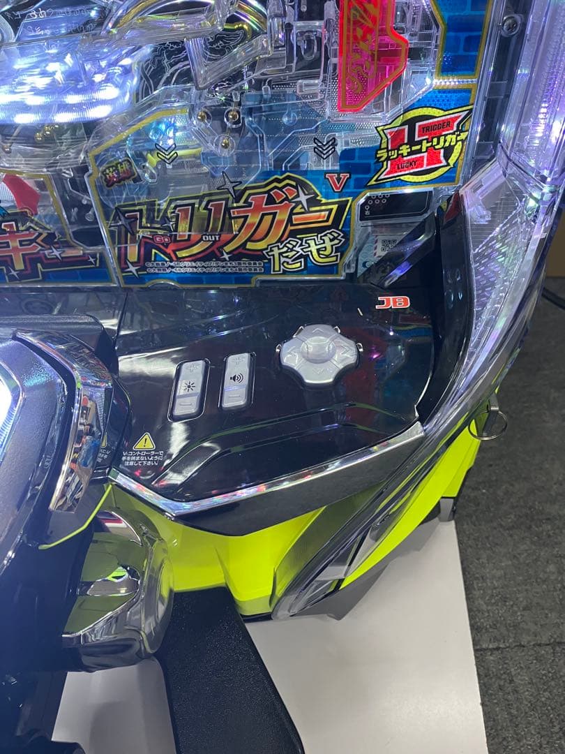 スマパチ実機 パチンコ ｅフィーバーダンまち２Ｇ 簡易ユニット付 ⭕️送料無料⭕️