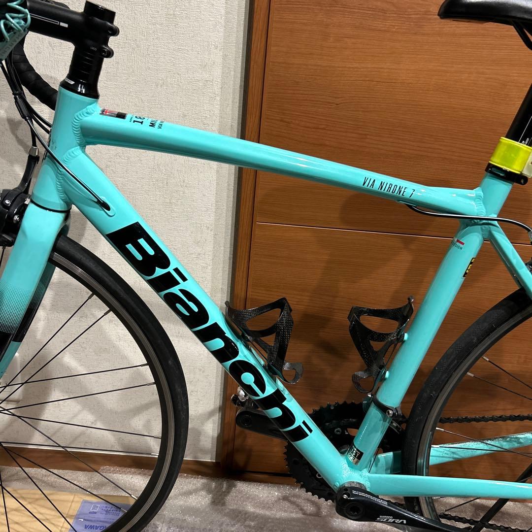 Bianchiロードバイク VIA NIRONE 7SORAモデル　サイズ53