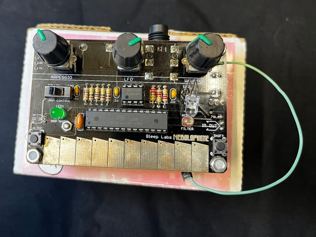 B*u様 Bleep Labs Nebulophone スタイラスシンセ スタイ