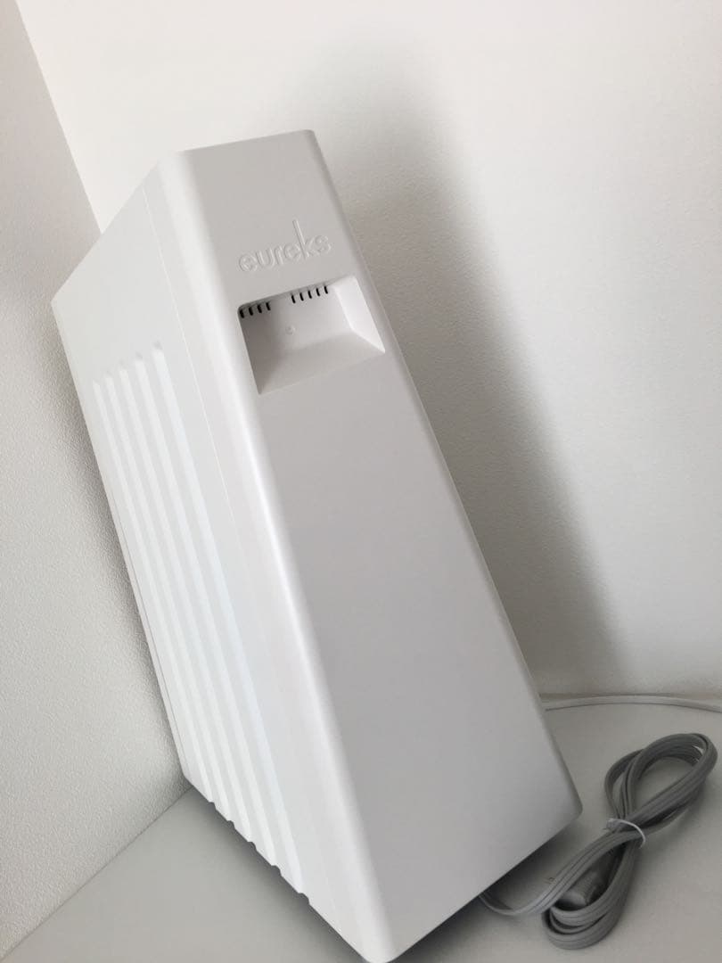 【日本製】オイルレスヒーター　EHT-M15WS-W【出品3月末迄】