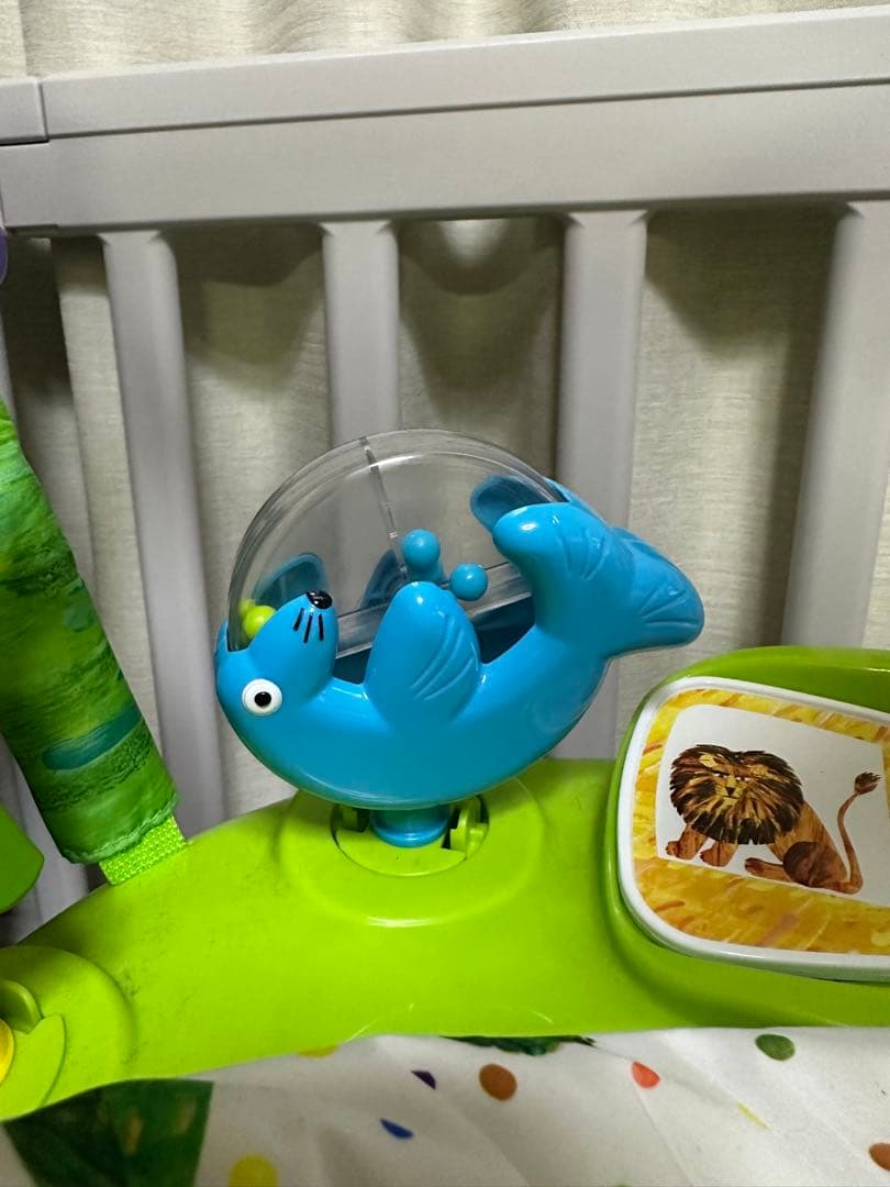 ジャンパルー　はらぺこあおむし