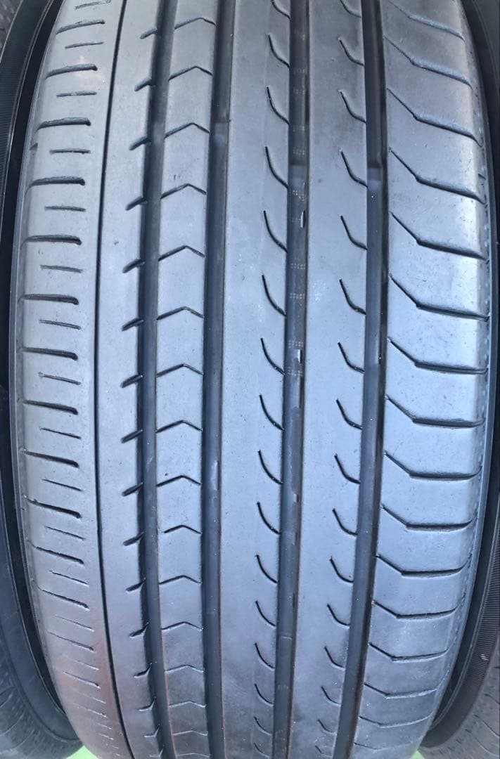 タイヤ・ホイール 225/45 R19 YOKOHAMA BluEarth-RV RV03
