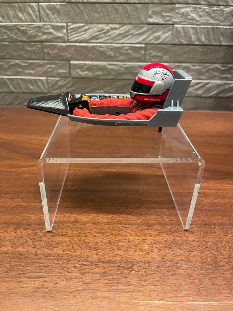 TAMIYA 1/10 アバンテ2011ドライバー完成品