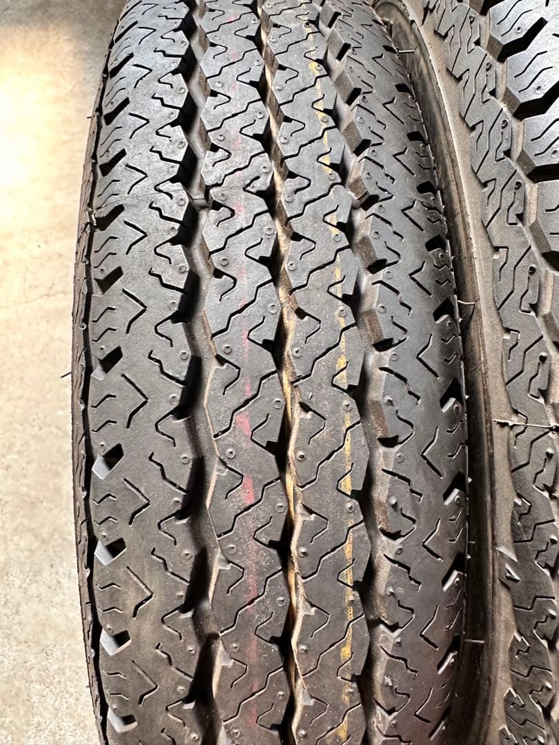 軽トラ　ブリヂストン RD605 145/80R12 80/78 LT 4本