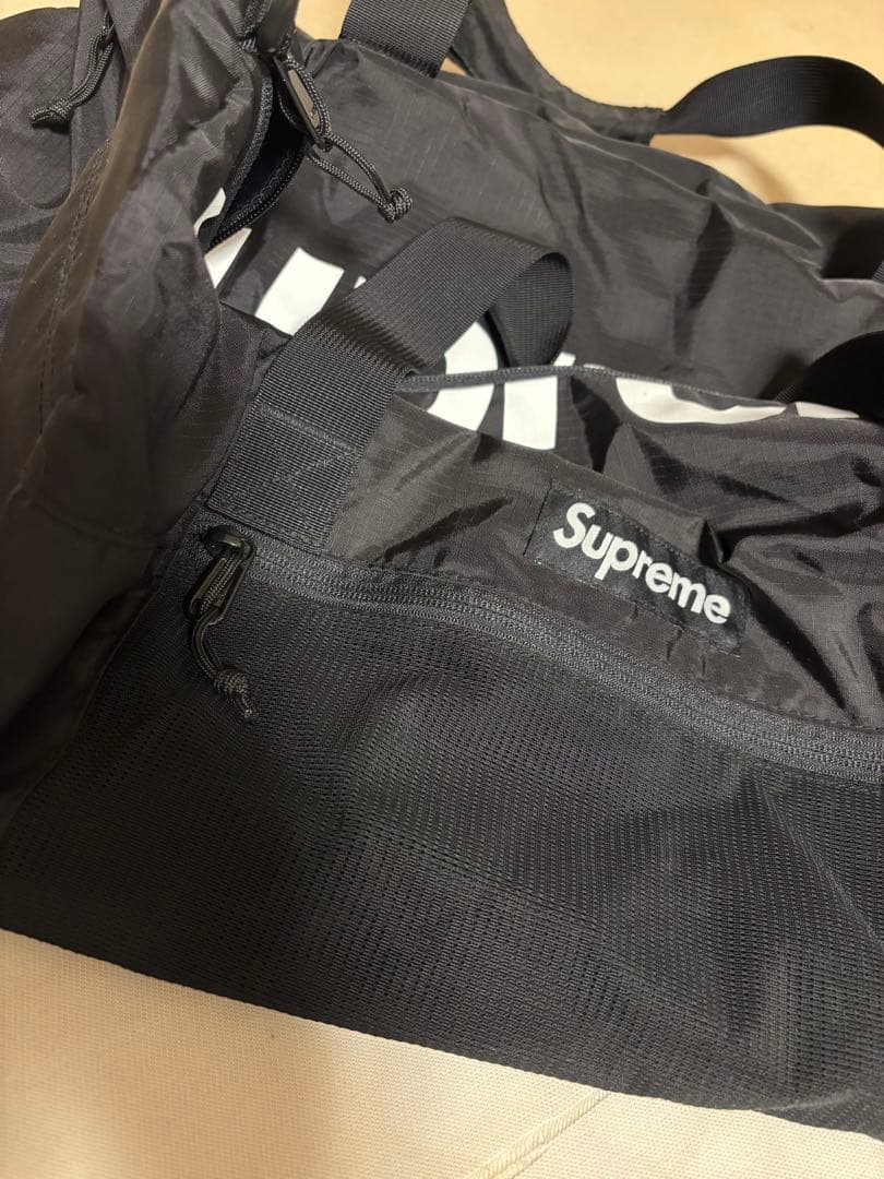 Supreme シュプリーム ダッフルバッグ 黒 17ss