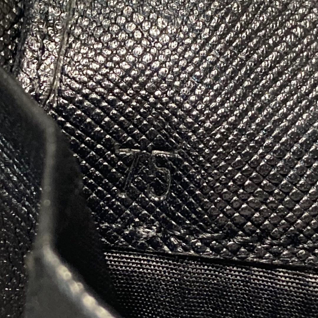 早い者勝ち　人気　PRADA プラダ　三つ折り財布　ウォレット　人気　黒　定番