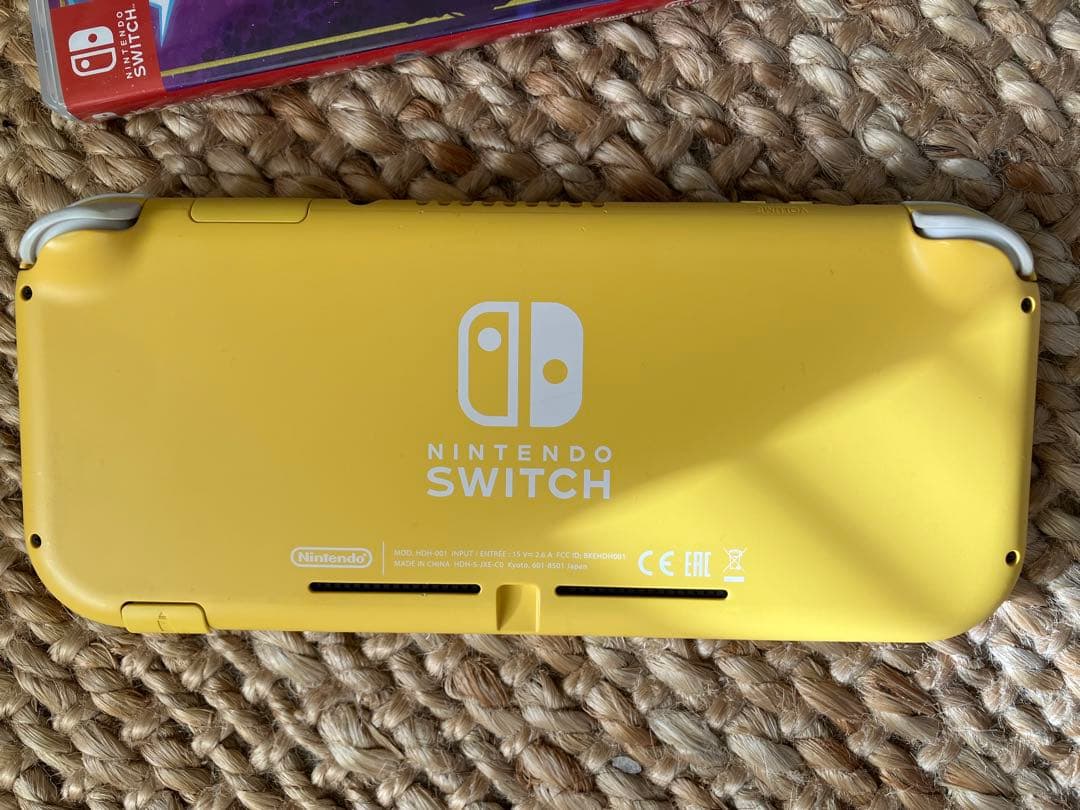 Nintendo Switch Lite イエロー + ポケモンバイオレット
