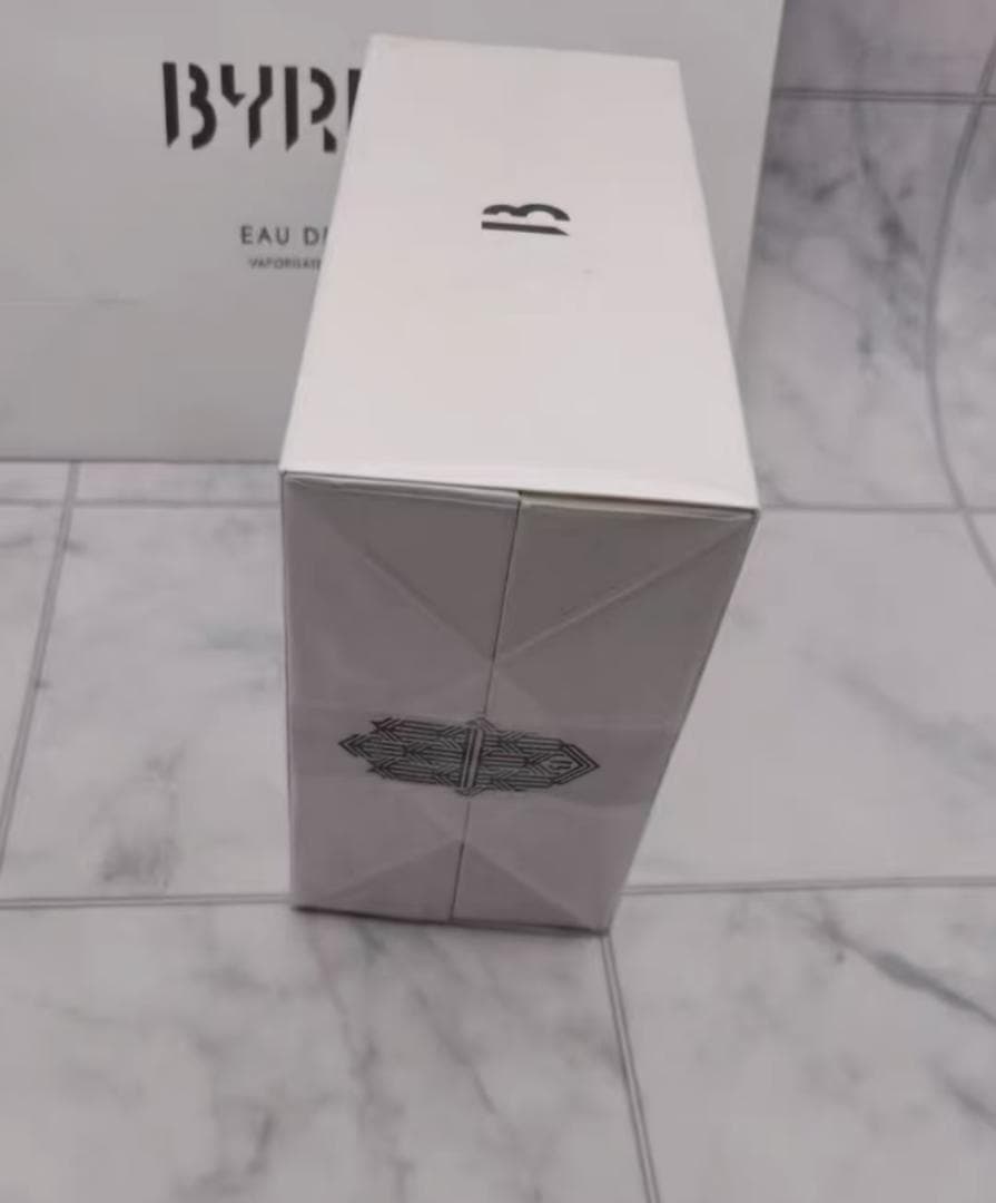 香水(ユニセックス) BYREDO BLANCHE EAU DE PARFUM 100ml