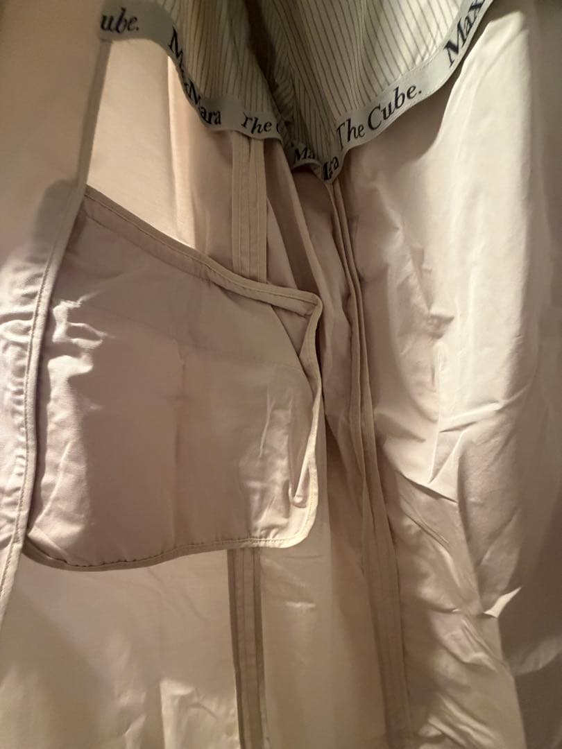 マックスマーラ　MaxMara　キューブ　トレンチコート　36　近年