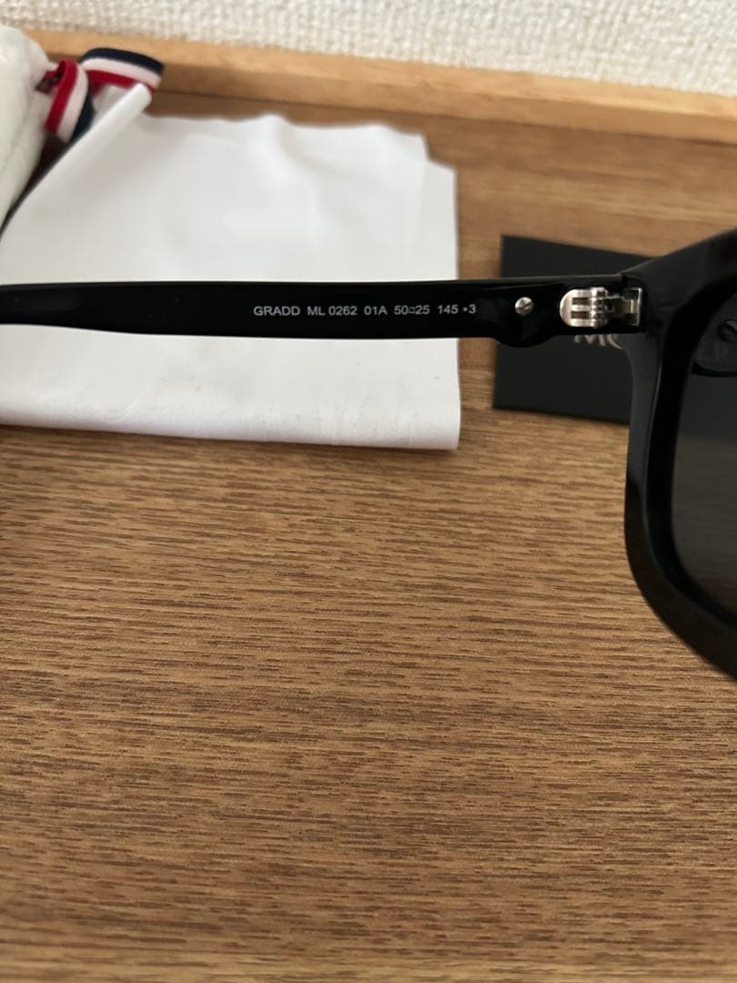 MONCLER サングラス ブラック