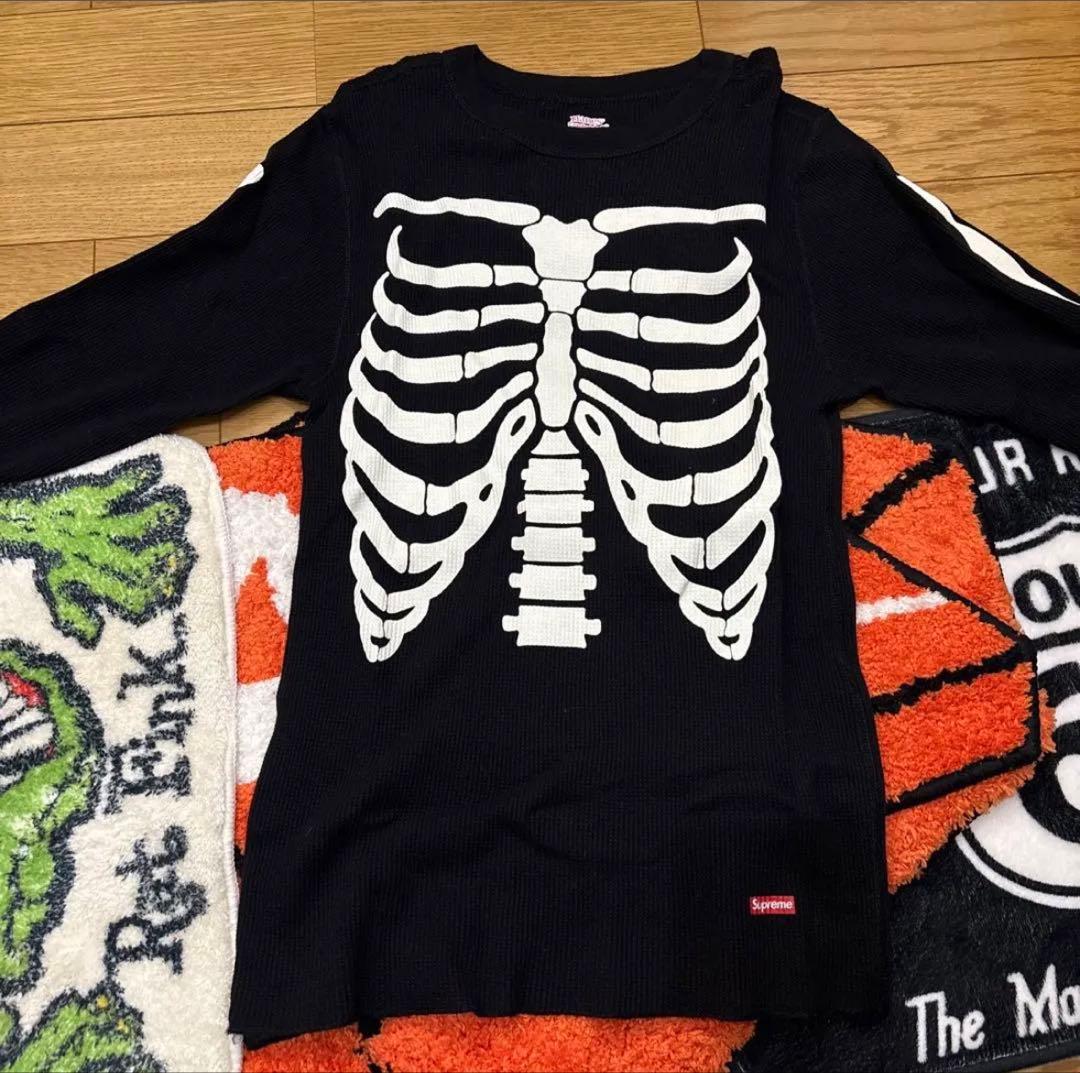 25fw Supreme x Hanes Bones Thermal 骨