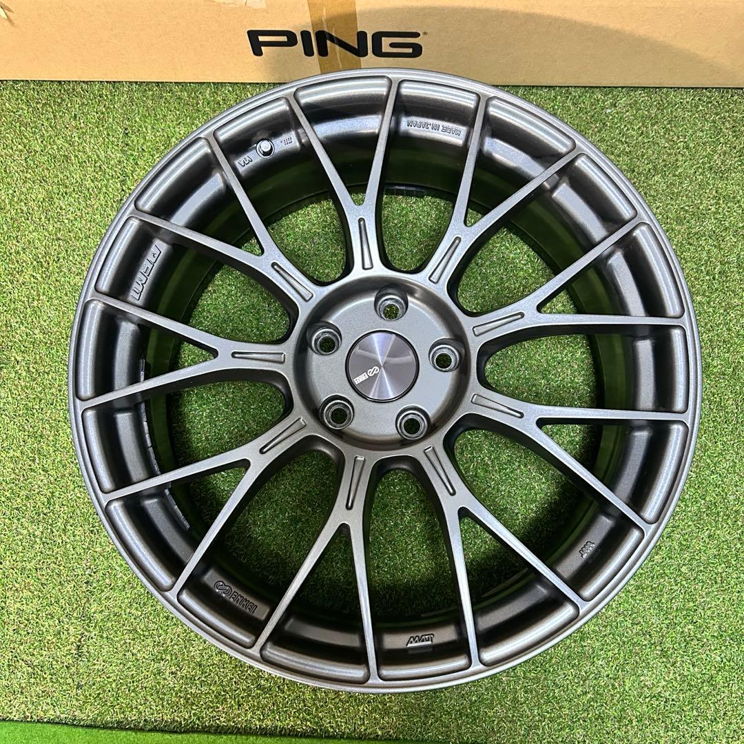 ENKEI PFM1 19インチ8J +40 PCD 114.3 4本 エンケイ