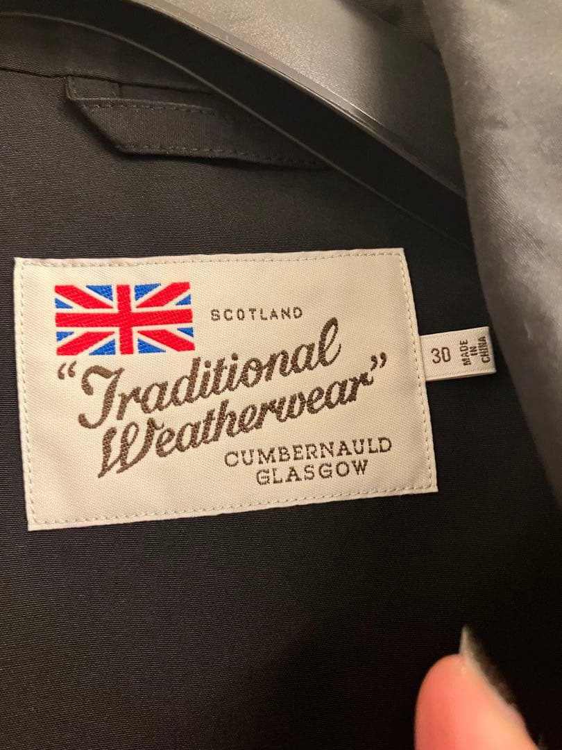 Traditional Weatherwear ブラック トレンチコート 30