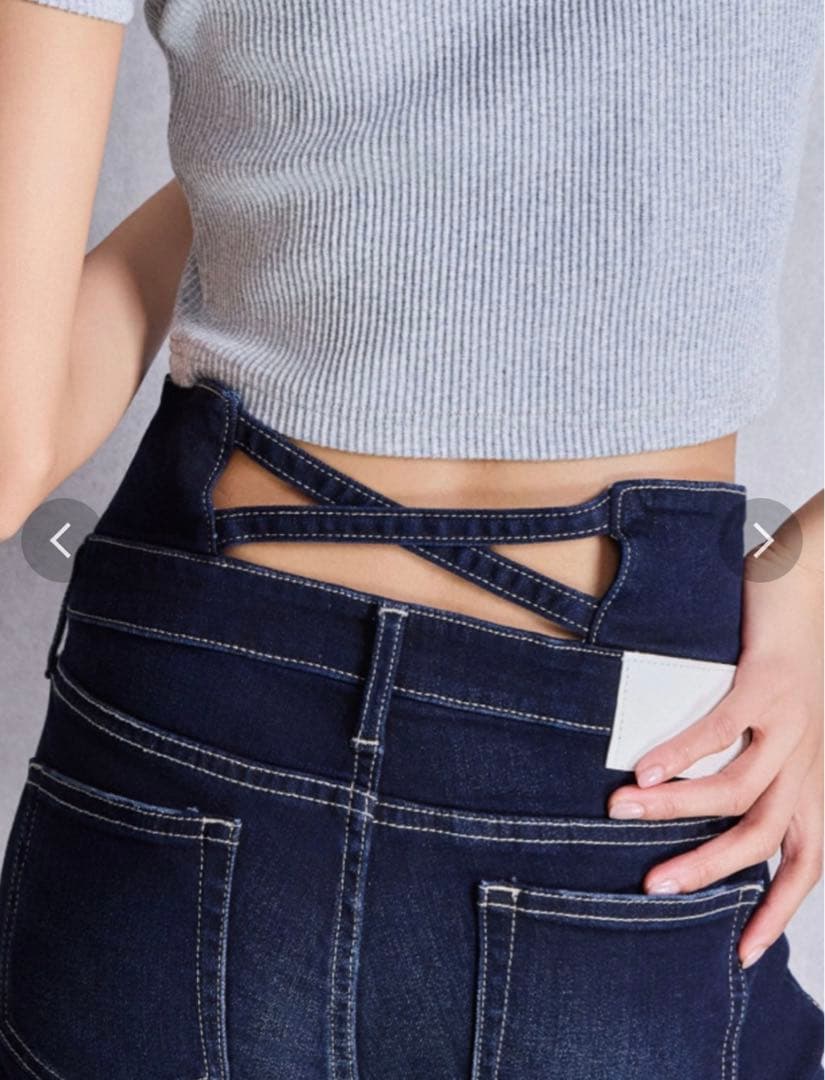 gyda ジェイダ　ハイウエストBACKクロスフレアパンツ