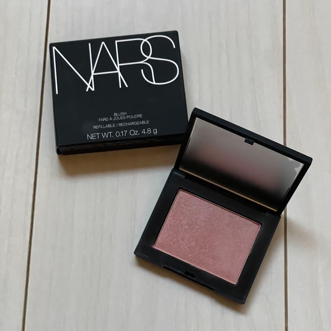 美品箱付き NARS N ブラッシュ906 loves ME NOT テヒョン