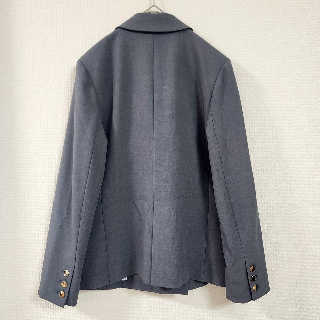 r*】様 新品✨Apuweiser-riche エンブレムブローチ付きテーラージ
