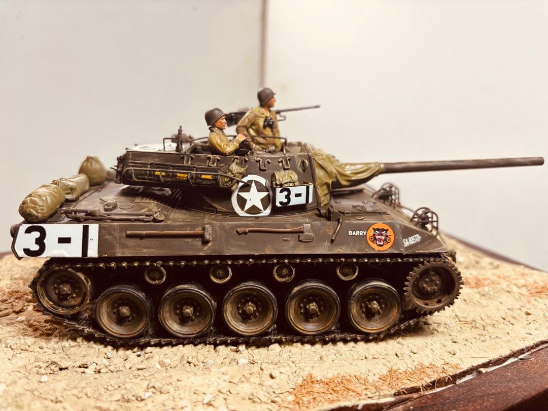 1/35 アメリカ軍駆逐戦車M18ヘルキャト