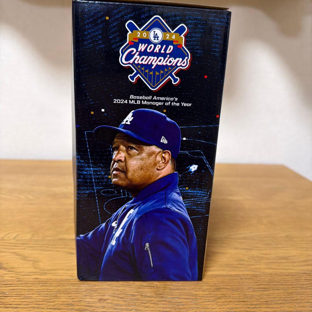 ドジャース Dave Roberts デイブ・ロバーツ監 ボブルヘッド