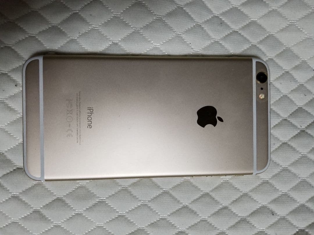 スマートフォン本体 iPhone 6 Plus Gold 16GB au