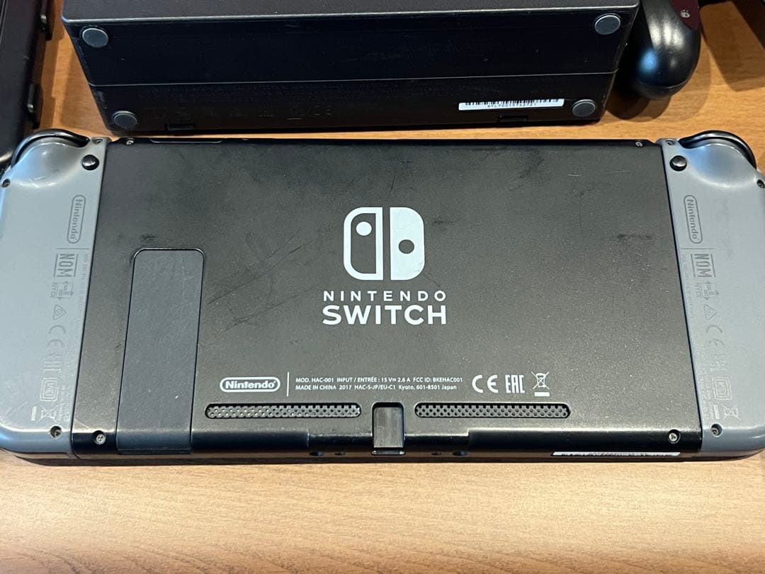 Switch本体 HAC-001 箱あり完品＋ソフト4本＋周辺機器