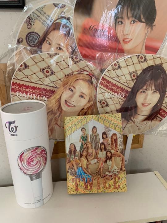 TWICE公式グッズ