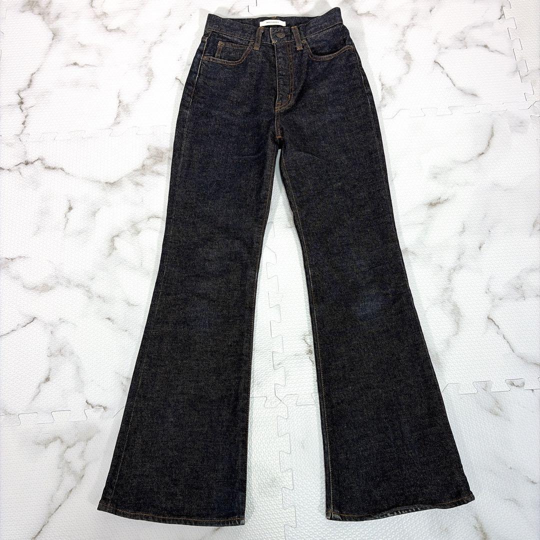 【美品】MOUSSY デニム フレア MVS ストレッチ セルビッチ 濃紺 24