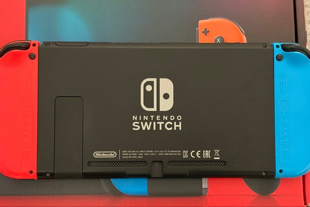 こ*す様 Nintendo Switch ネオンレッド/ブルー 本体