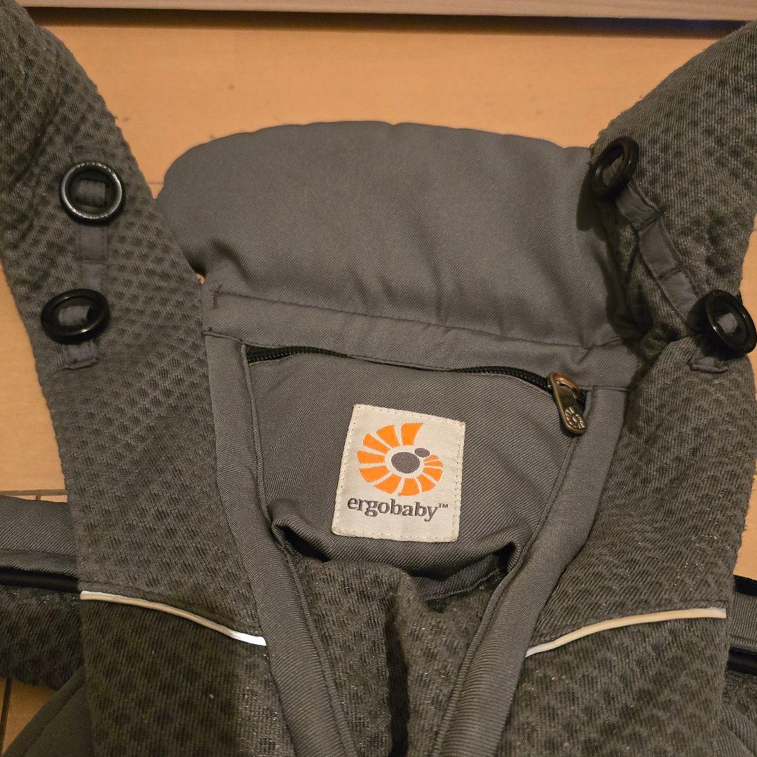 くまエルゴベビーオム二ブリーズ 抱っこ紐 グレー