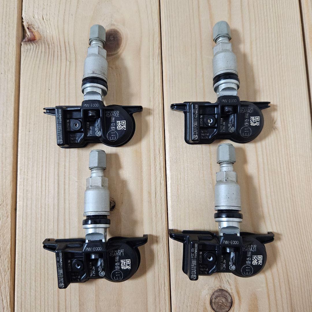 レクサス ES300h タイヤ空気圧センサー 4個セット