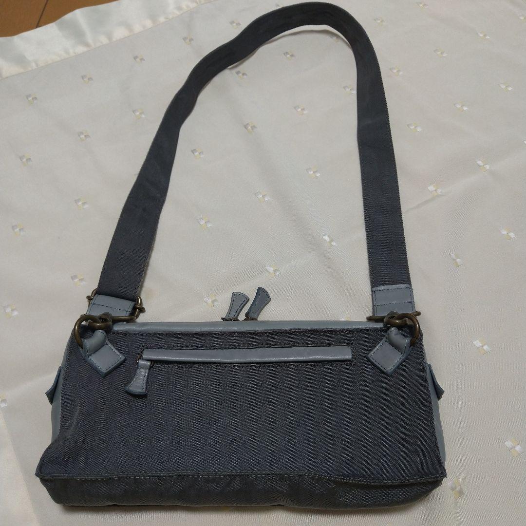 otowaです。B.staff 美品 男女兼用 馬革 メッシュボディバッグ