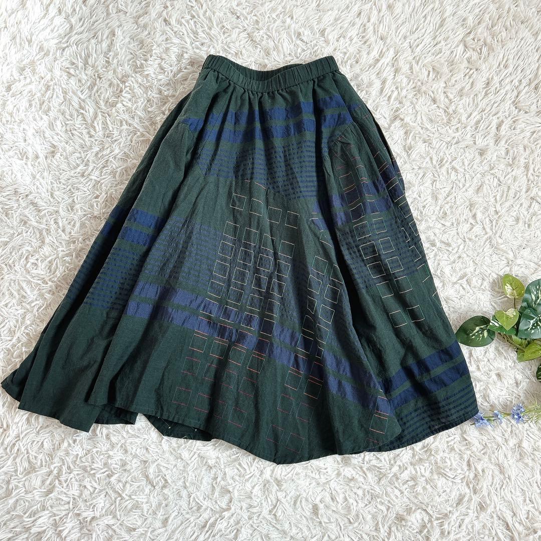 美品⁂センソユニコ⁂ジウ⁂ロングスカート　スクエアジャガード　ボーダー　変形　L