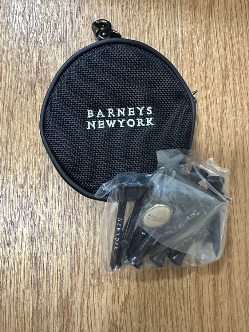 BARNEYS NEW YORK ゴルフシューズケース　ピンケース
