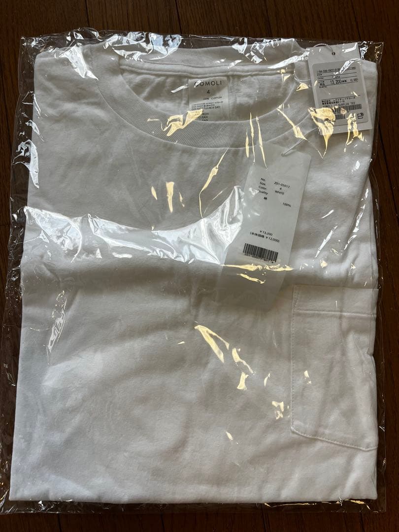 comoli コモリ　サープラス　Tシャツ ポケット付き 半袖