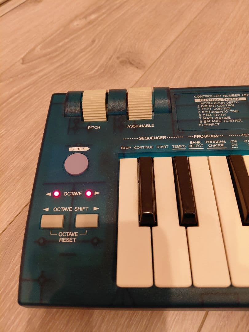 美品 レアカラー YAMAHA CBX-K1 MIDIキーボード クリアブルー