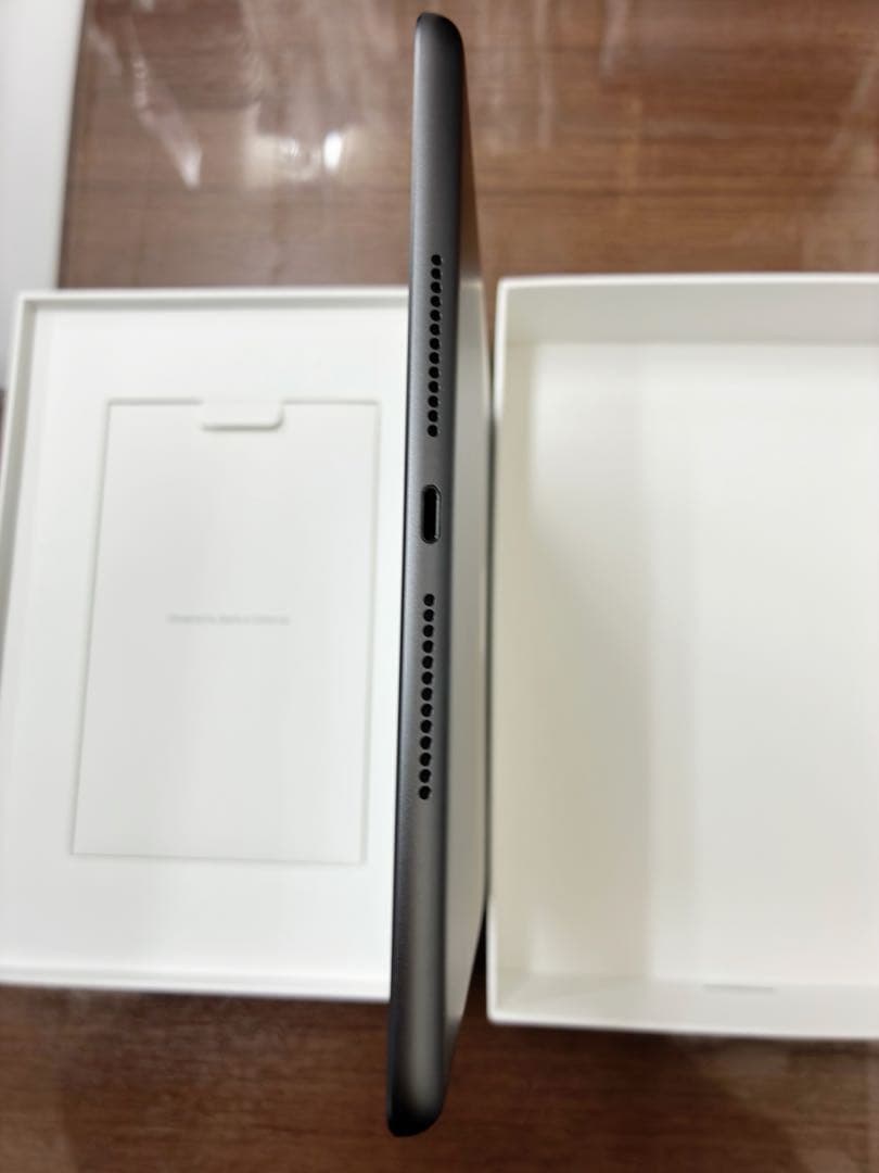Apple iPad スペースグレー 本体 第9世代64GB Wi-Fiモデル