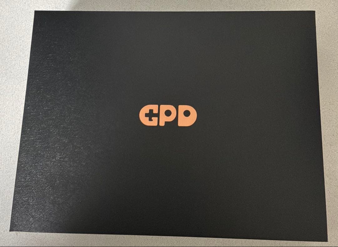 GPD Win 4 6800U版　メモリ 32G/2TB