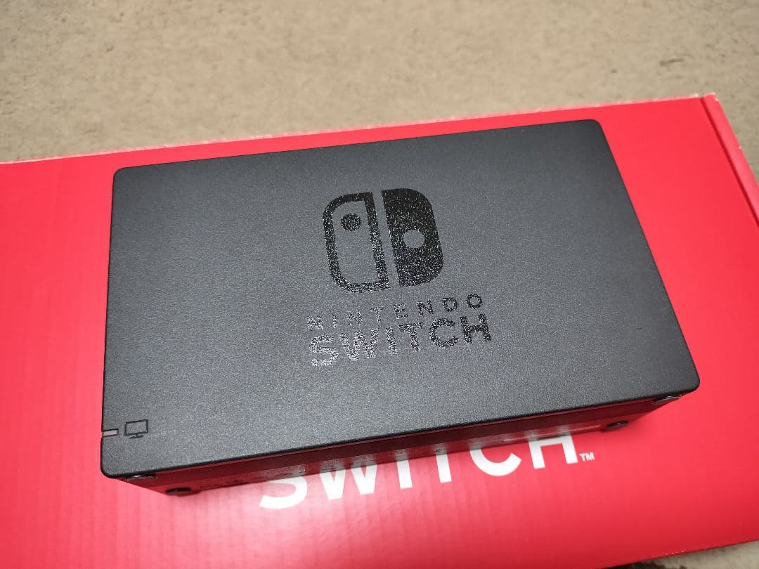 【良品】Nintendo Switch 本体 ストア限定版 SDカード付