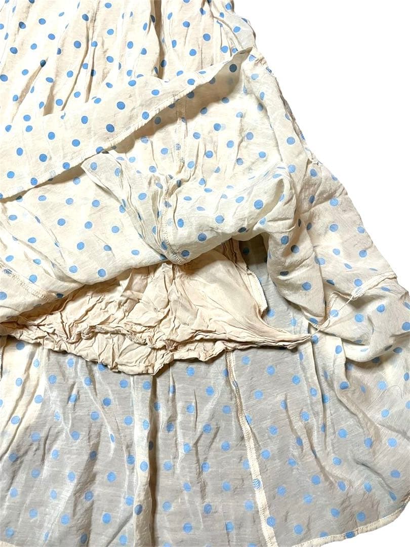 完売品Tnewtiesトゥエンティーズ水玉フレアスカート水風船を投げて遊ぶM