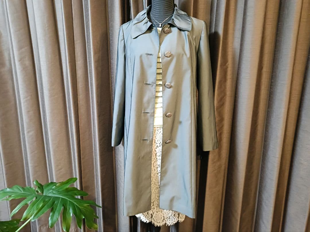 sh1☆極美品☆レリアン☆高級軽量シルク混スプリングコート11号シルバー