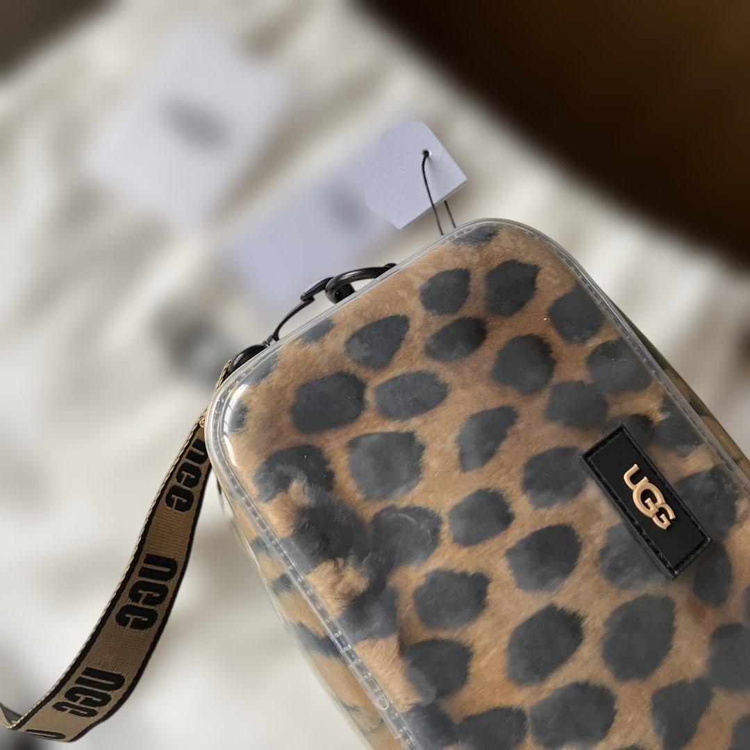 1度使用！UGG 2wayバッグ