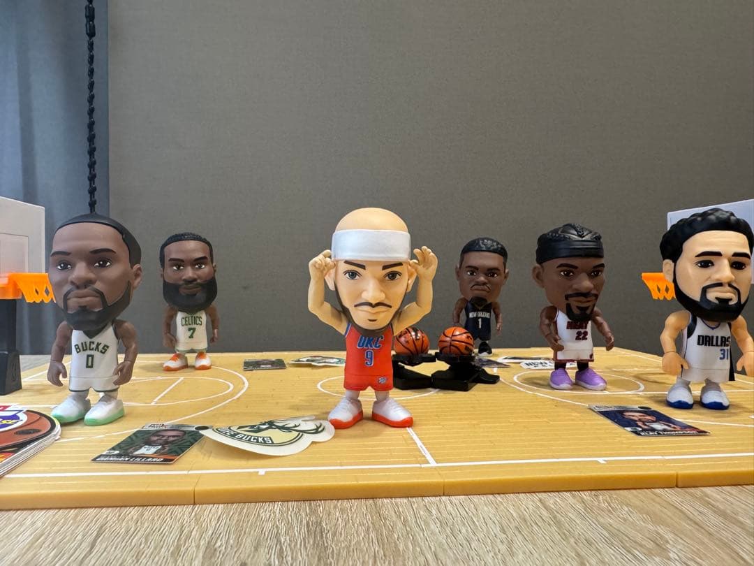 NBA BALLERS シリーズ2 オールコート 6体　カルーソ バトラー 等