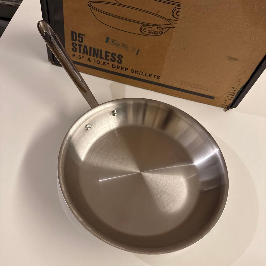 All-CladオールクラッドD5 Stainless 8.5と10.5パン