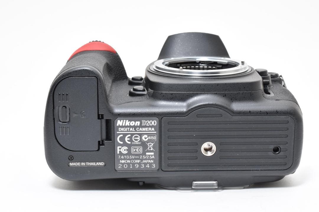 新品級 NIKON D200 ショット数 57枚 デジタル ボディ H257