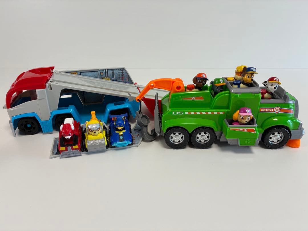 パウ・パトロール 車両セット+ギフトパック付き